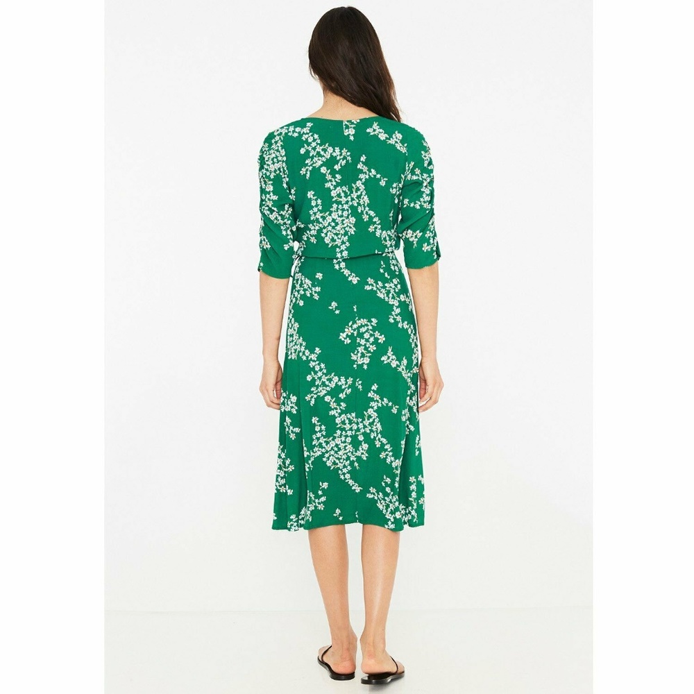 Faithfull The Brand Anne Marie Floral Midi Dress - Picture 3 of 8